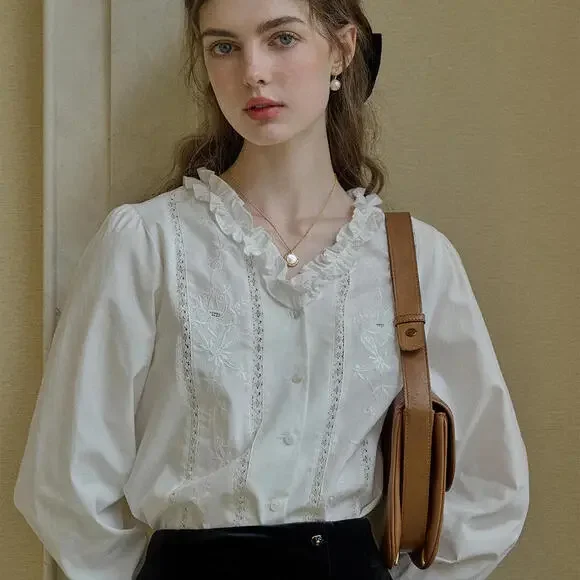 Simple Retro M Faith Lace Patchwork Embroidered Off White Cottagecore Blouse - Picture 2 of 13